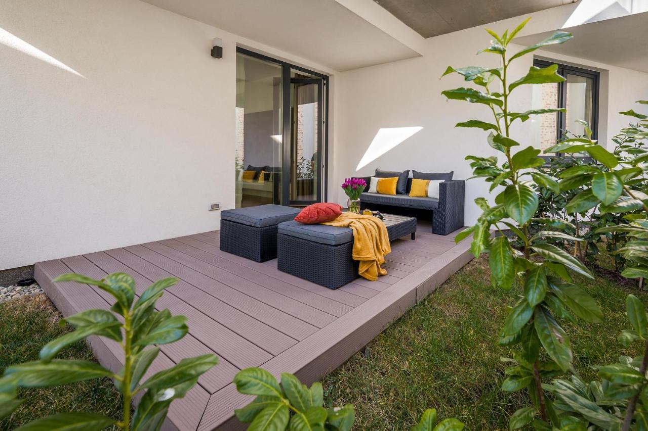 Bucharest Luxury Apartments Екстер'єр фото